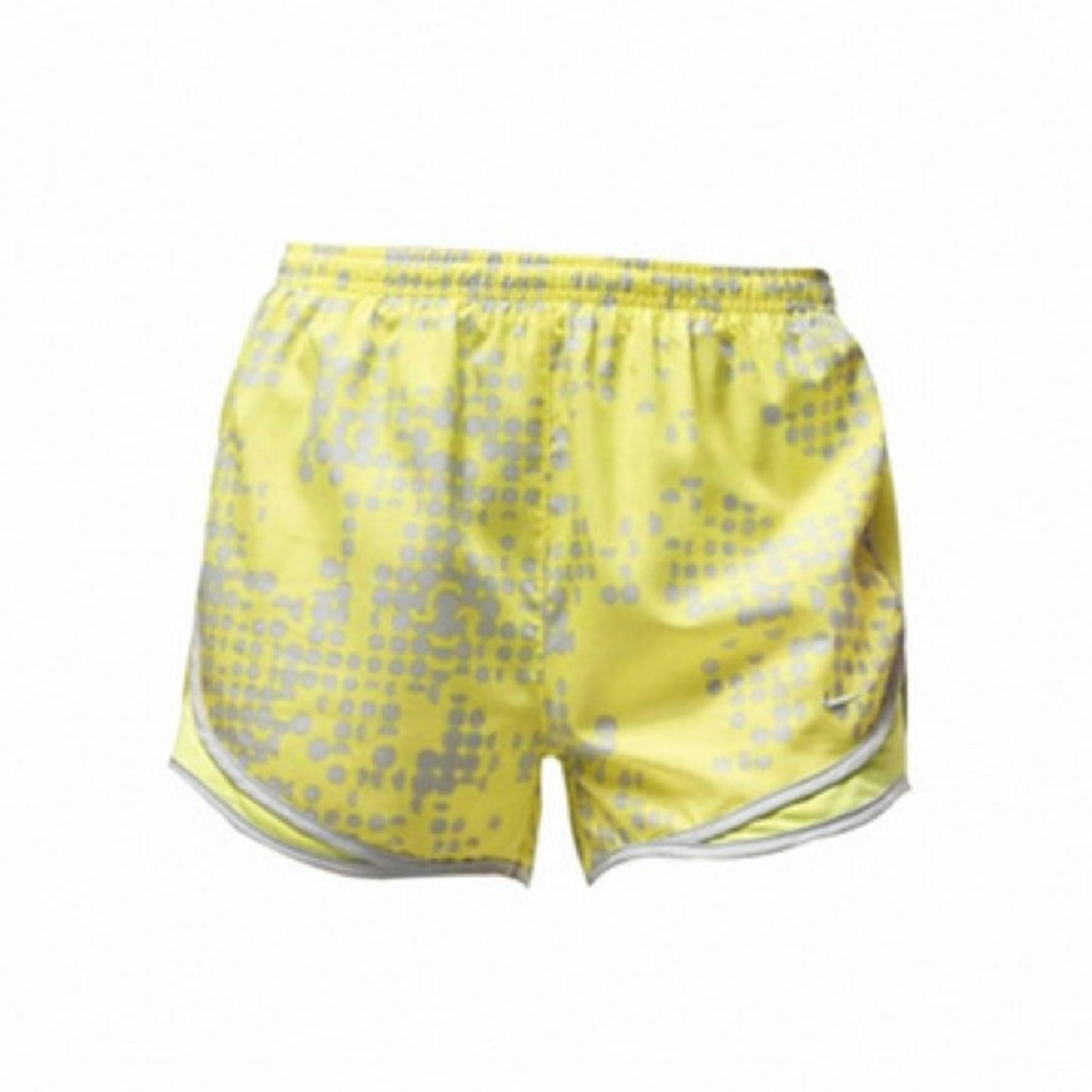 NIKE TEMPO PALE YELLOW/ SILVER DOT SHORTS SZ. LG